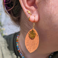 Load image into Gallery viewer, Fringe and rose cork earrings