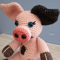 Load image into Gallery viewer, PDF Pig Crochet Pattern, Polly the Piglet Crochet Pattern, Crochet Pattern, Pig Amigurumi Pattern, Piglet