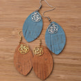 Load image into Gallery viewer, Fringe and rose cork earrings