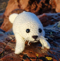 Load image into Gallery viewer, Seal Crochet Pattern, Sandy the Seal Crochet Pattern, Seal and Seal Pup Amigurumi Pattern, Seals Crochet Toy Pattern