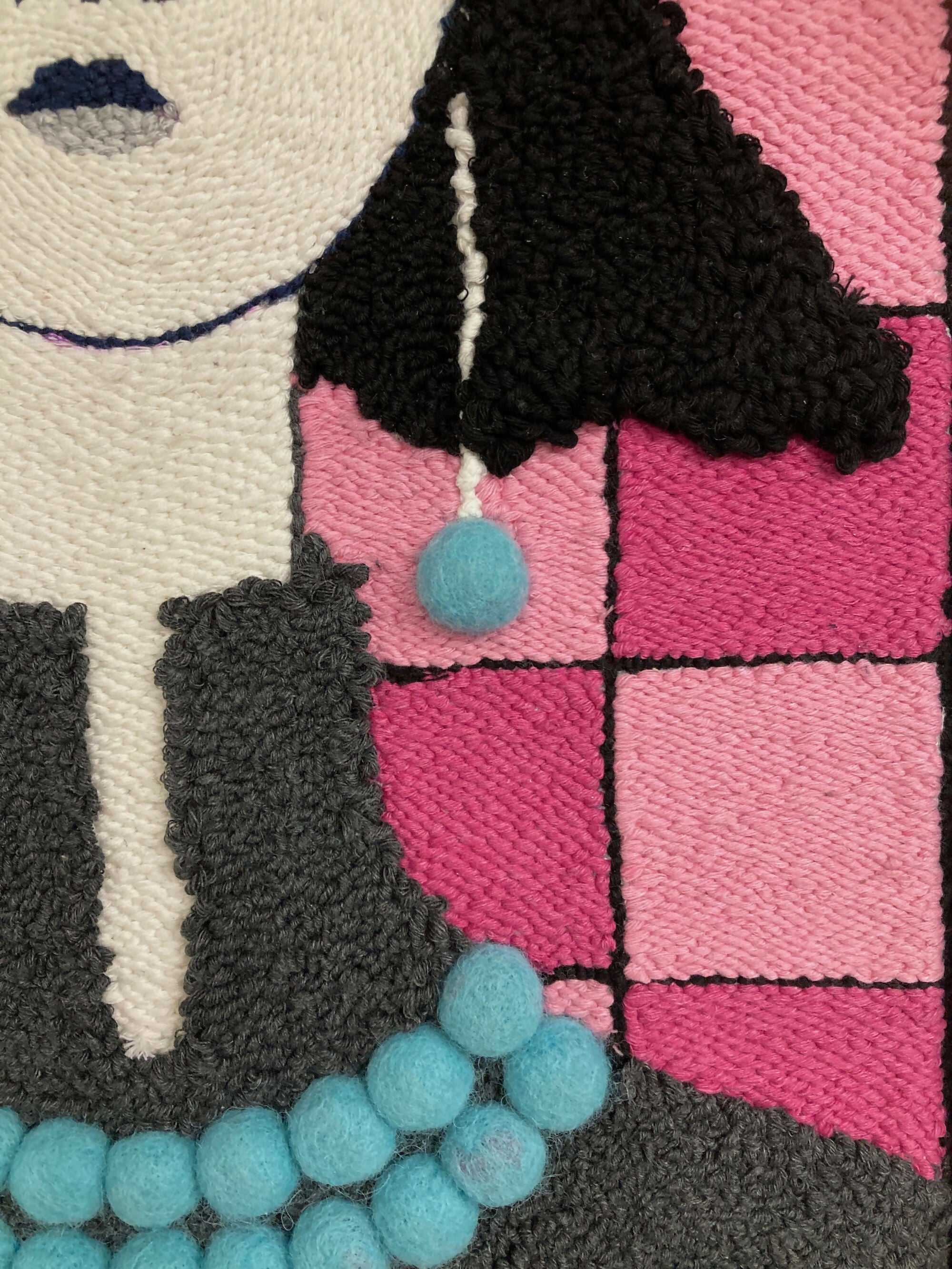 MariaRogers-TealNecklace-TextileArt-Closeup2