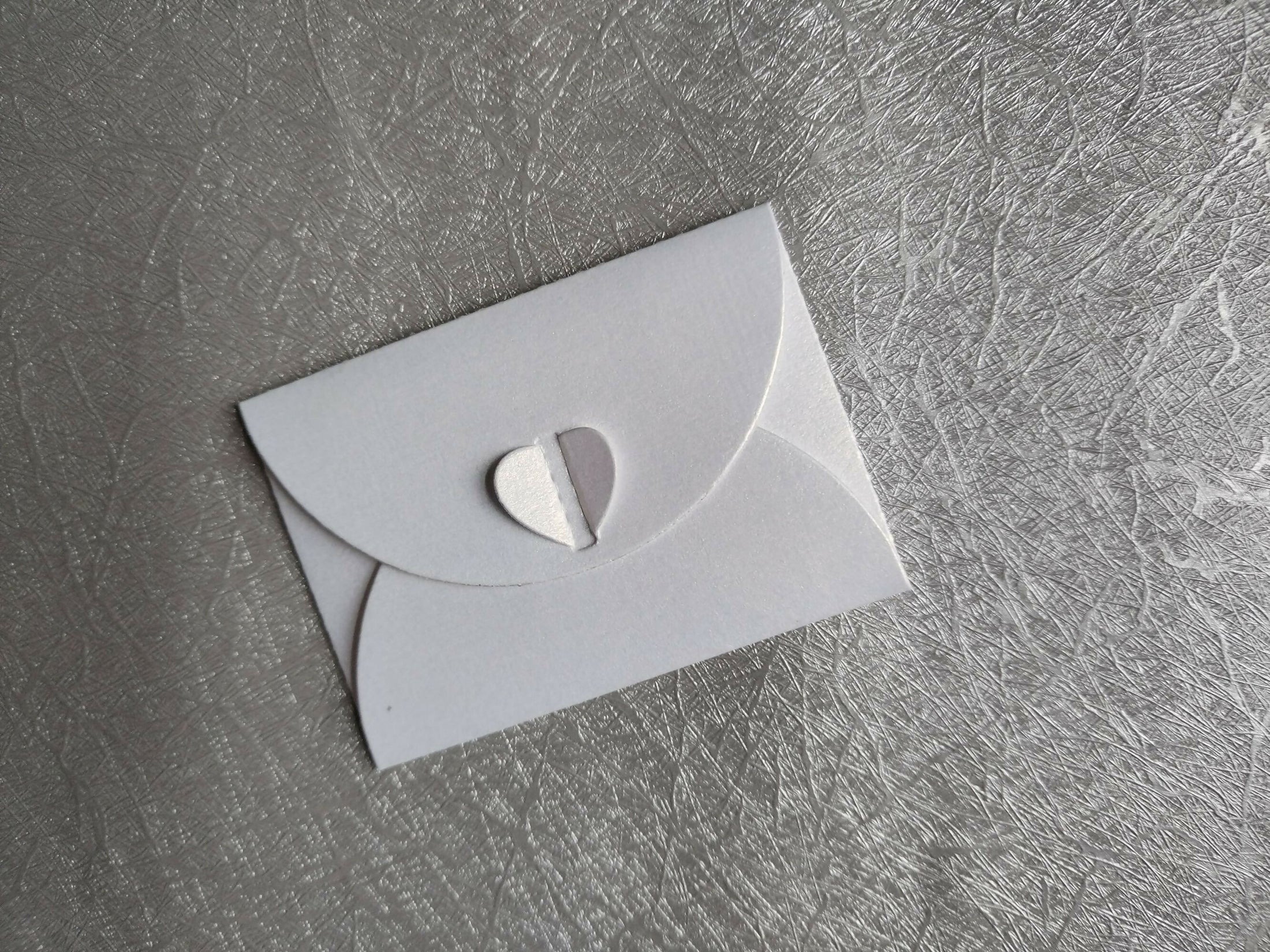 Mini Heart Closure Envelopes - Hand Made - 4.2 x 6.2cm