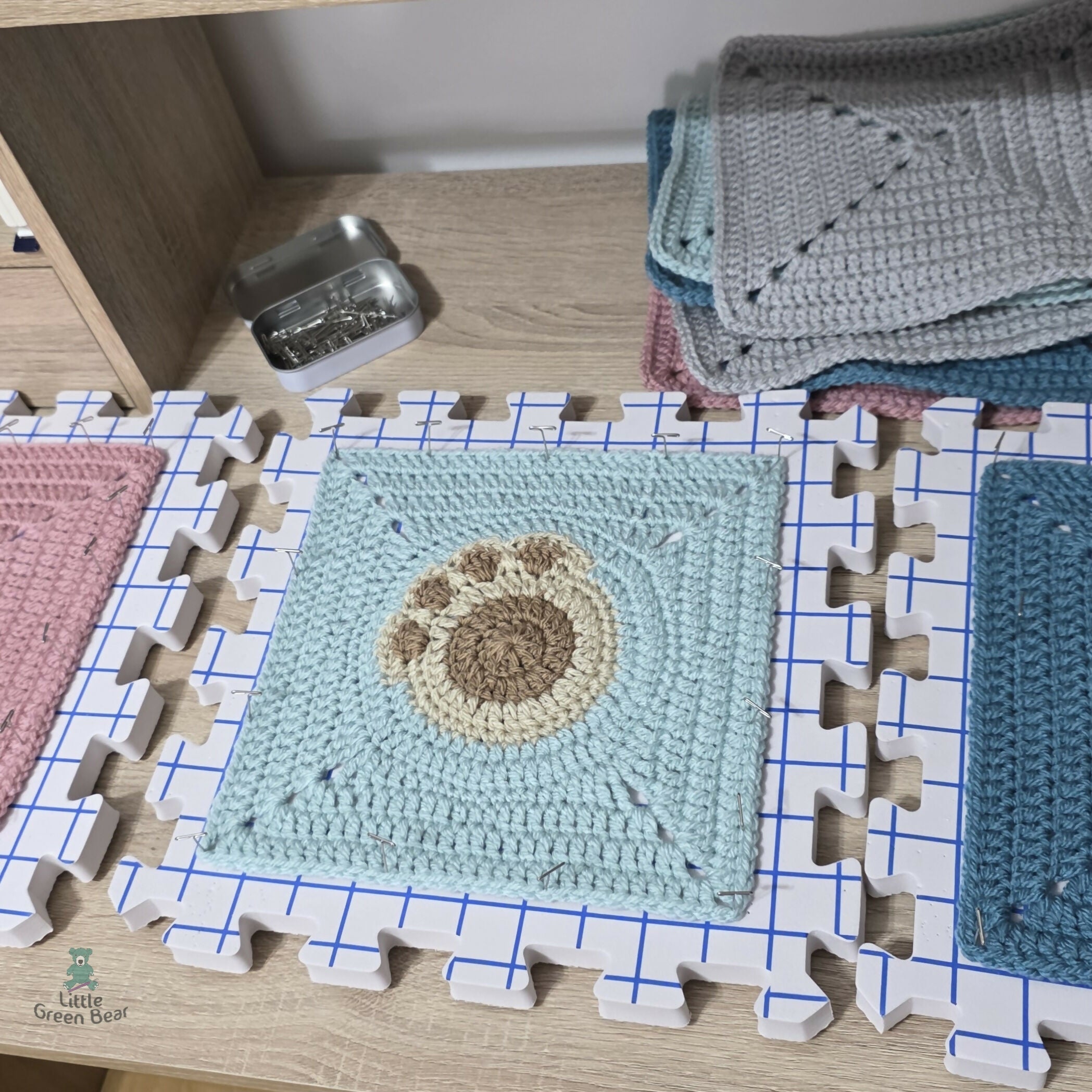 Puppy Pawprint Blanket Crochet Pattern, Blanket Crochet Pattern