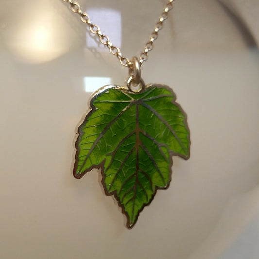 maple leaf vitreous glass enamel pendant