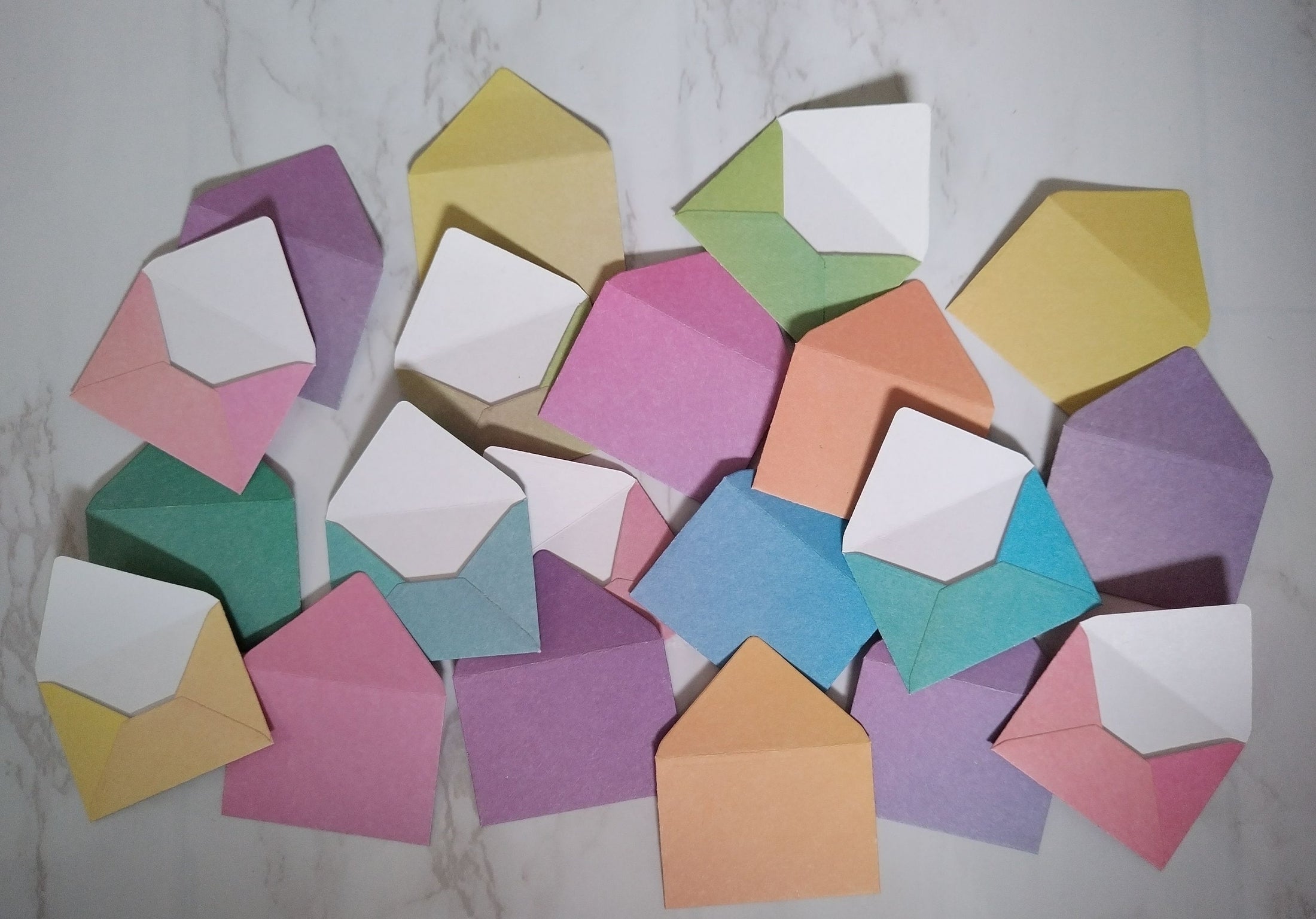 20 Rainbow Mini Envelopes