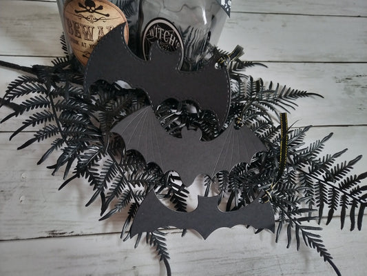 Bat Shape Gift Tags x10 - 3 Styles - Great for halloween or gothic gifts