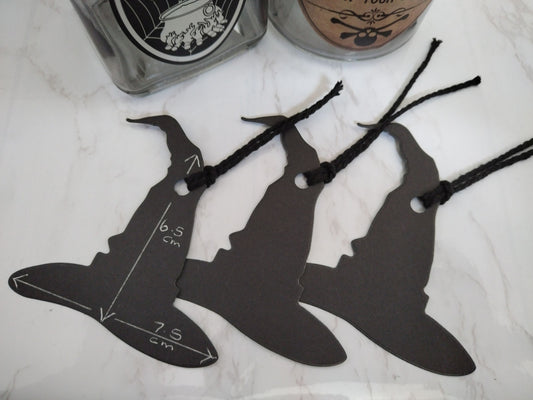 Witch Hat Shape Gift Tags x10s - 2 Sizes - Great for halloween or magic gifts