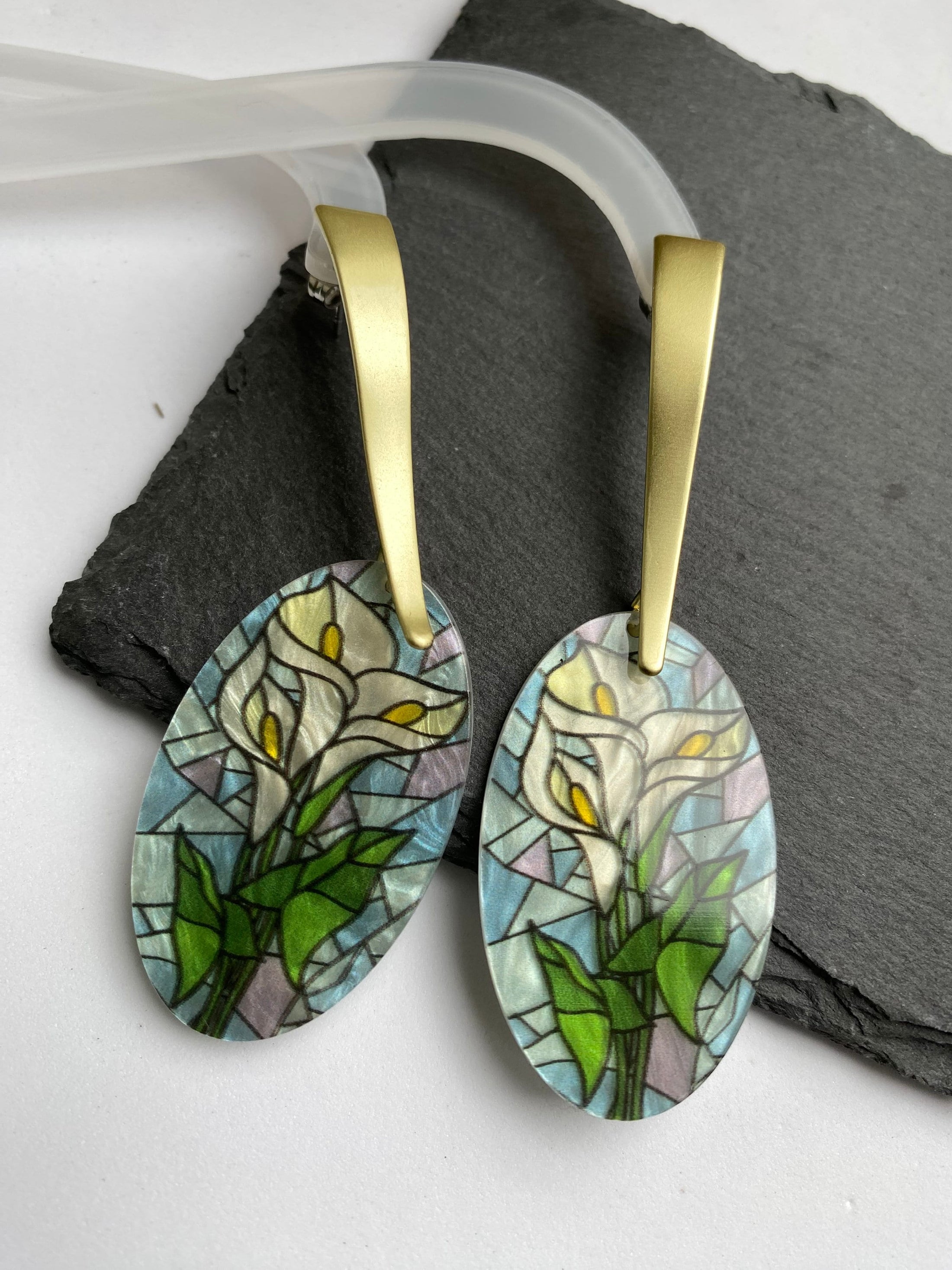 Lily Floral Drop Earrings, Long Gold plated Earring Connectors, Summer Jewellery for Moms, Cala Lily Statement Earrings for Ladies