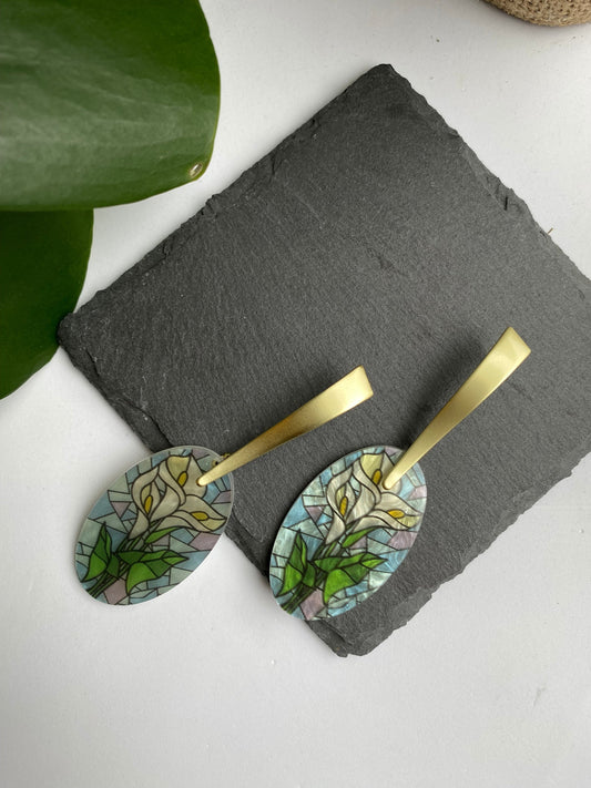 Lily Floral Drop Earrings, Long Gold plated Earring Connectors, Summer Jewellery for Moms, Cala Lily Statement Earrings for Ladies