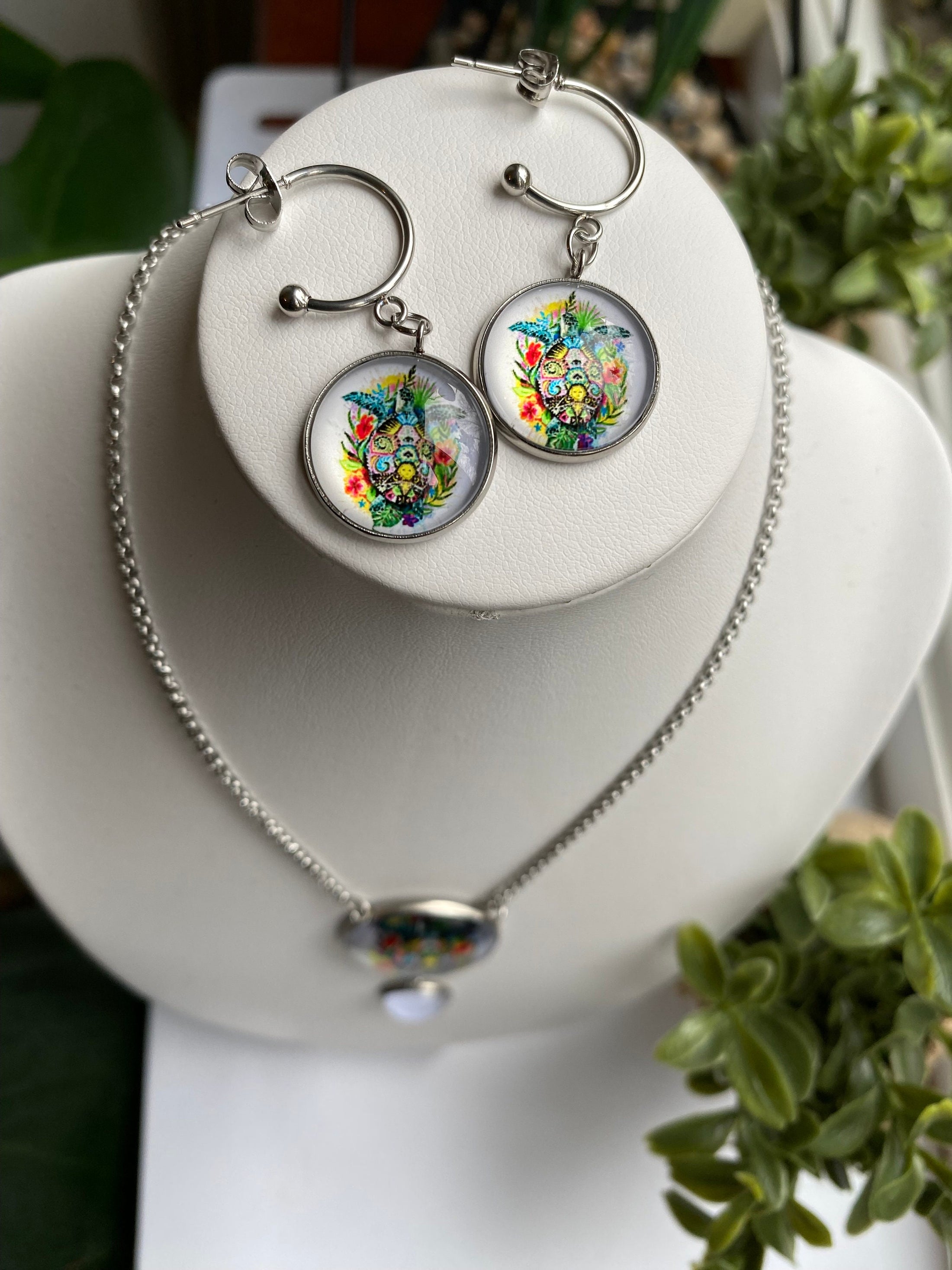 Turtle Earring Necklace Set, Adjustable Necklace, Beach Inspired Photo Jewelry, Turtle Photo Cabochon Set, Cruise Ship Holiday Jewelry