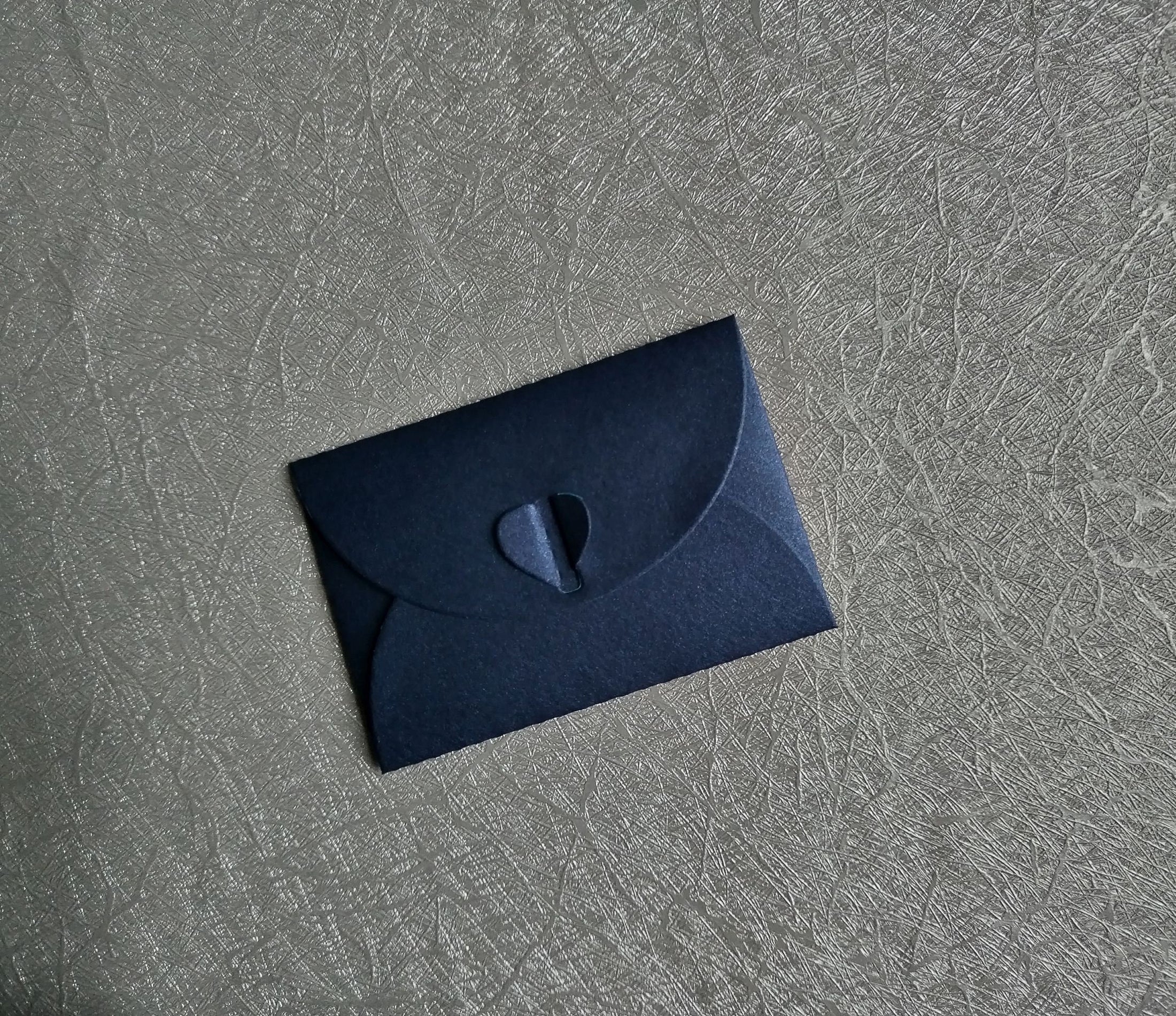 Mini Heart Closure Envelopes - Hand Made - 4.2 x 6.2cm