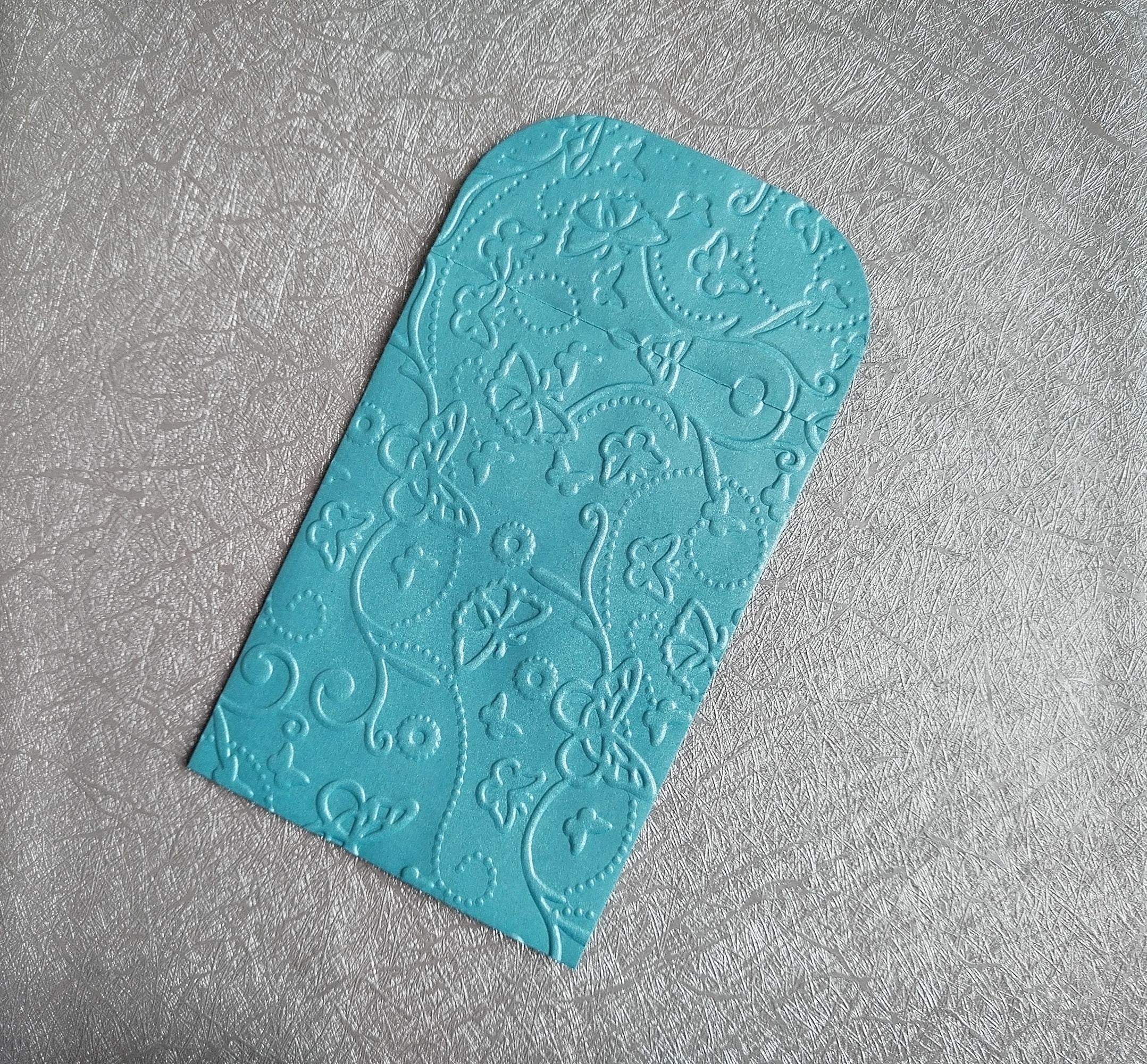 Butterfly Swirls Embossed Envelopes - 10 x 7.5cm