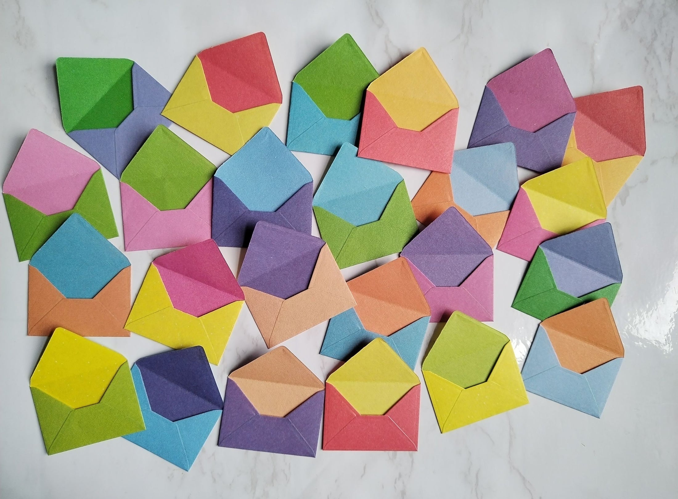 24 Bright Rainbow Mini Envelopes
