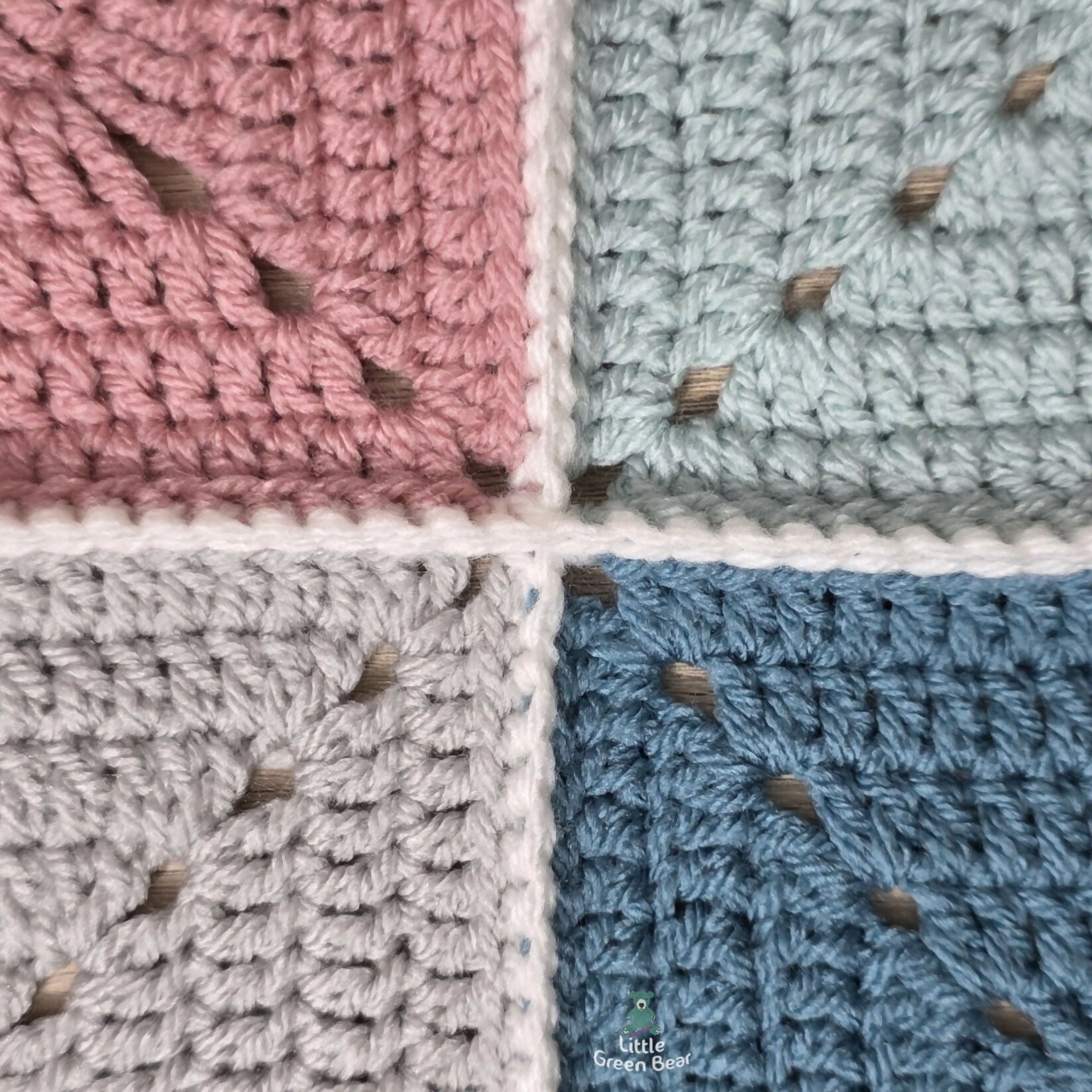 Puppy Pawprint Blanket Crochet Pattern, Blanket Crochet Pattern