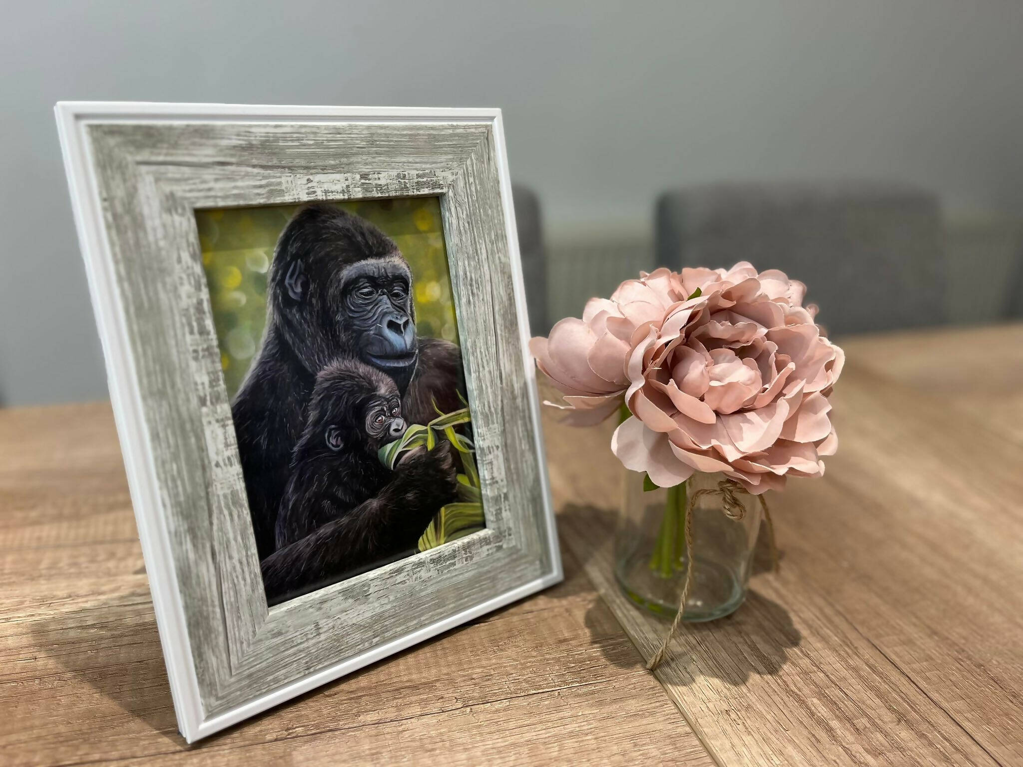 Lowland gorilla card of painting A Mothers Touch