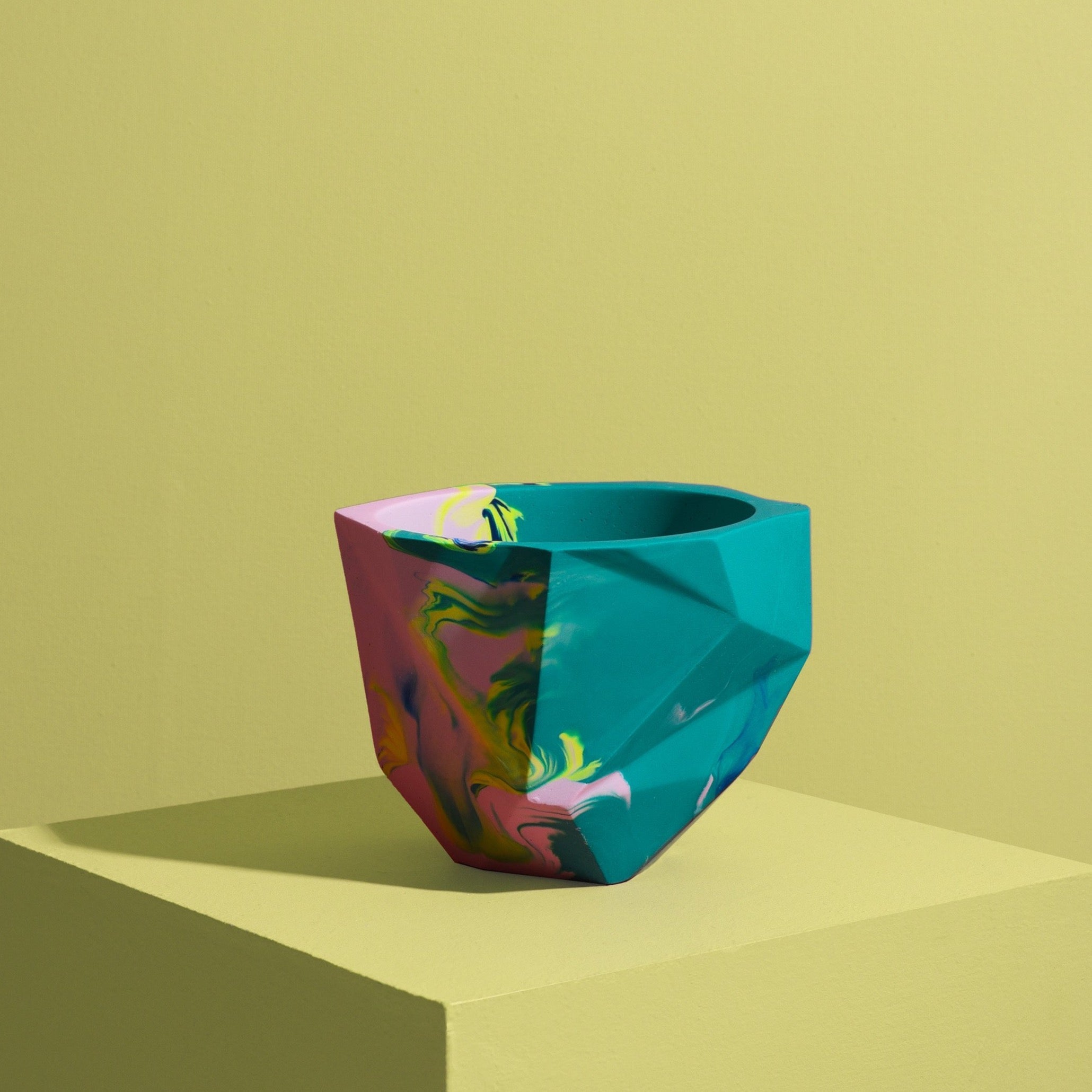 Medium Geometrical Plant Pot - Misshandled