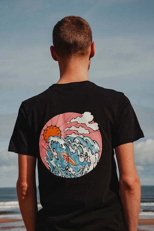 RoamNorth Surfs Up T-shirt